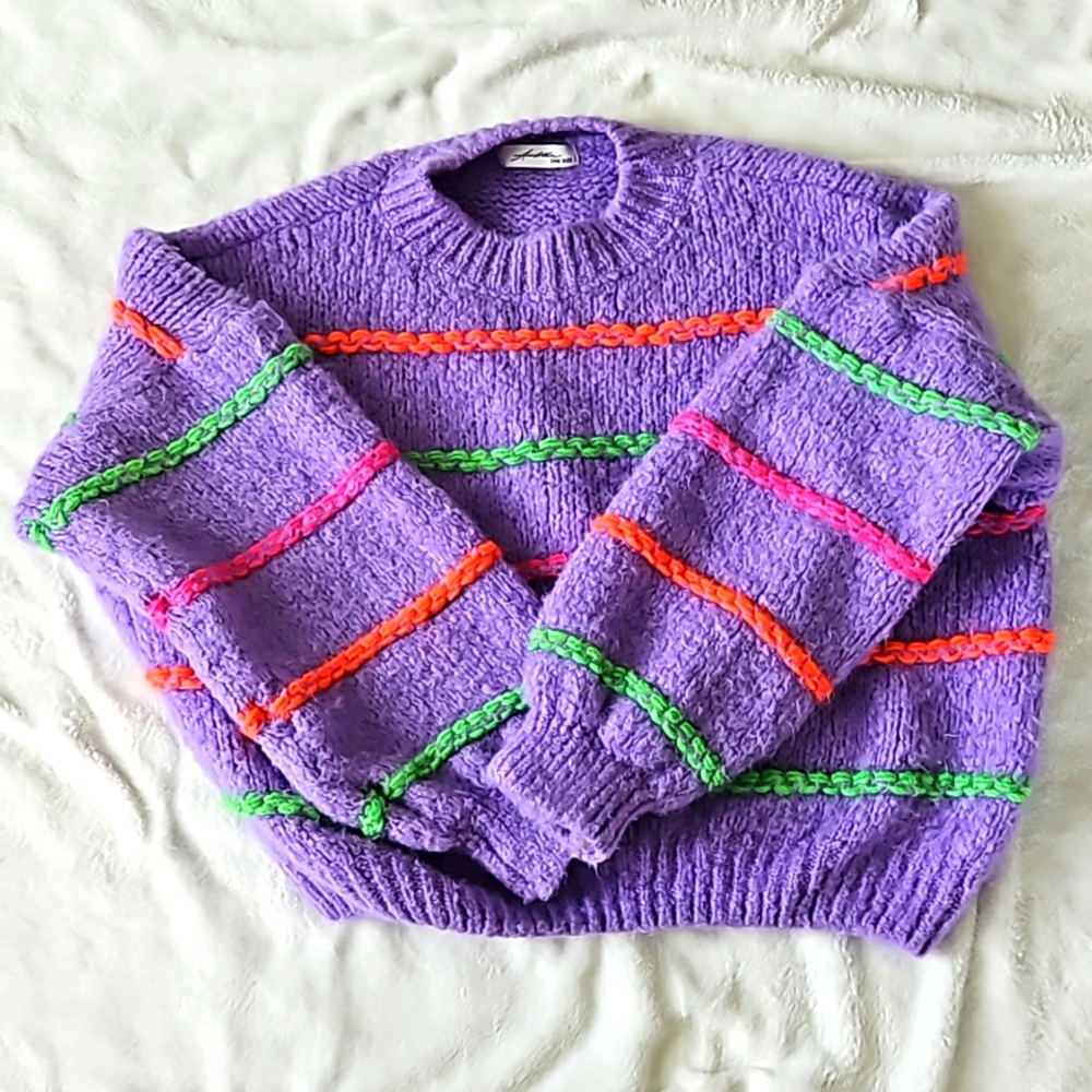 Oversized lavender sweater S/M Ambika European Scandinavian style